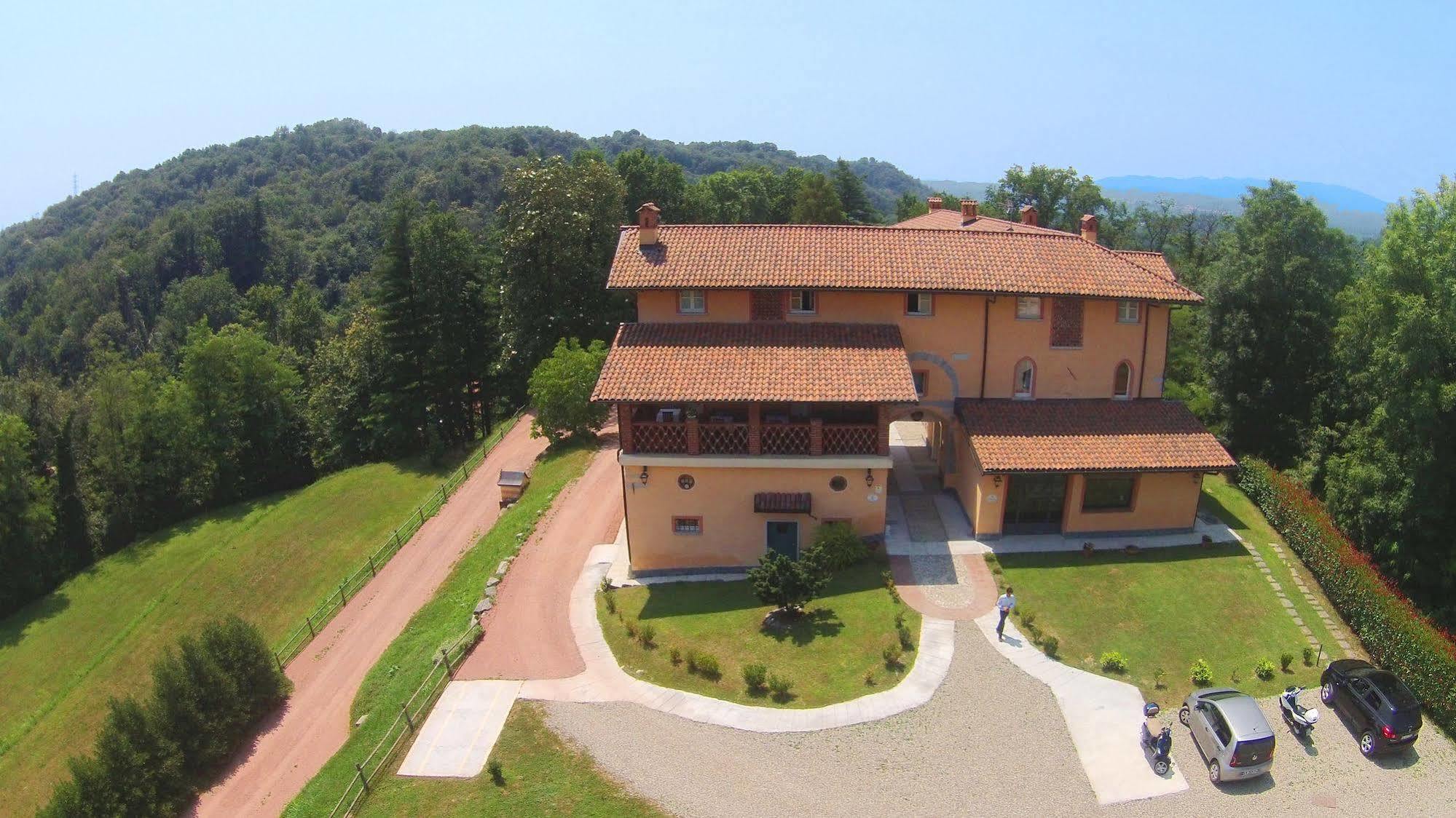 Tenuta Montezeglio Country Family House Инворио-Инфериоре Экстерьер фото